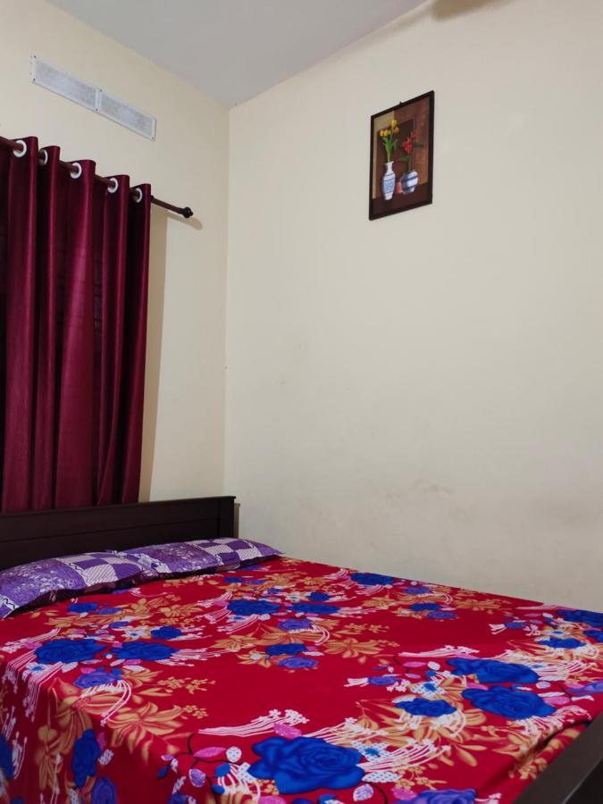 Готель Malabar Residency Perintalmanna Номер фото