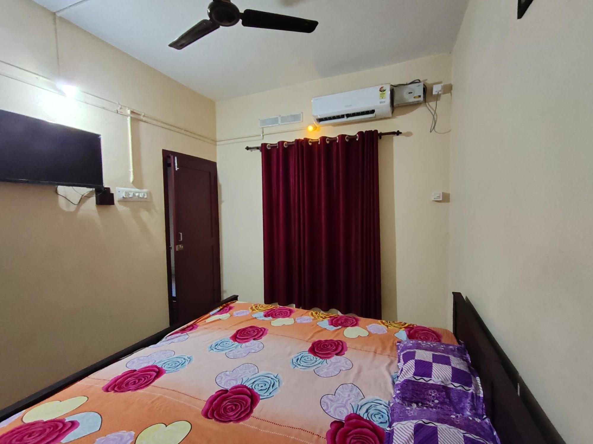 Готель Malabar Residency Perintalmanna Номер фото